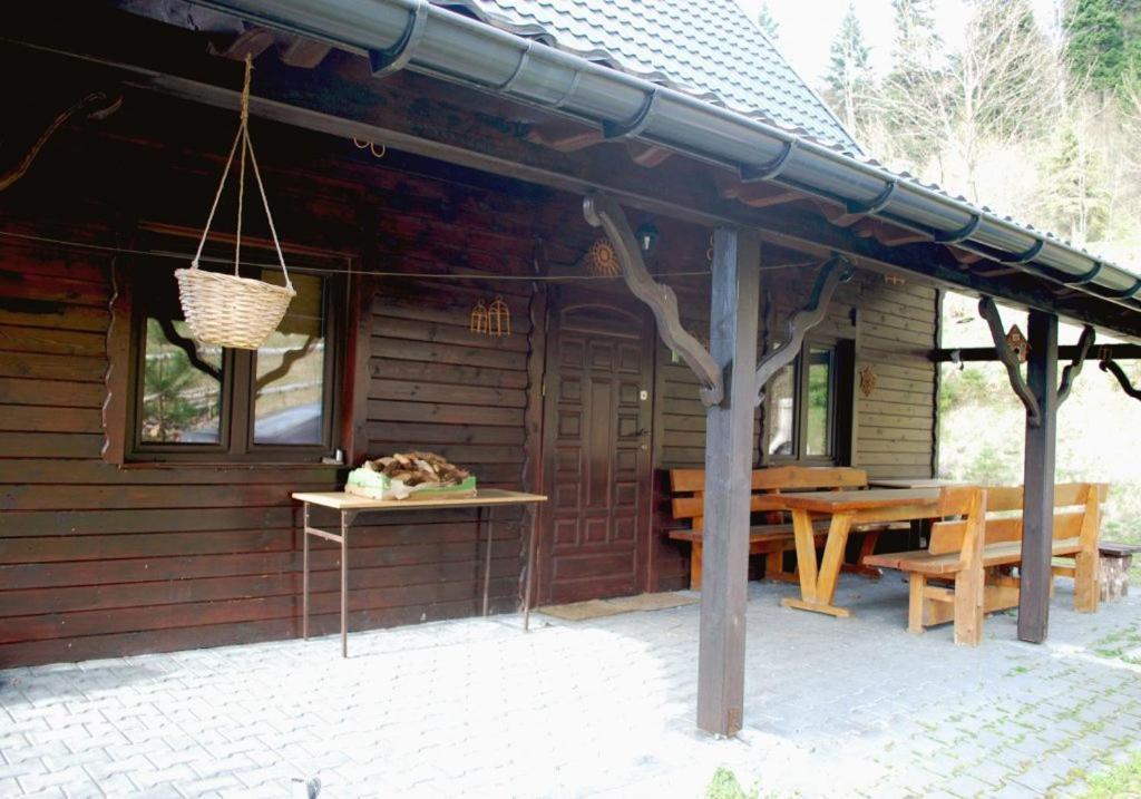 Bieszczadowy Domek Bystre  Ngoại thất bức ảnh